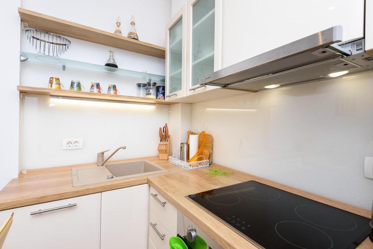 Apartment Jadranka With Sea View In Rogotin Eksteriør bilde